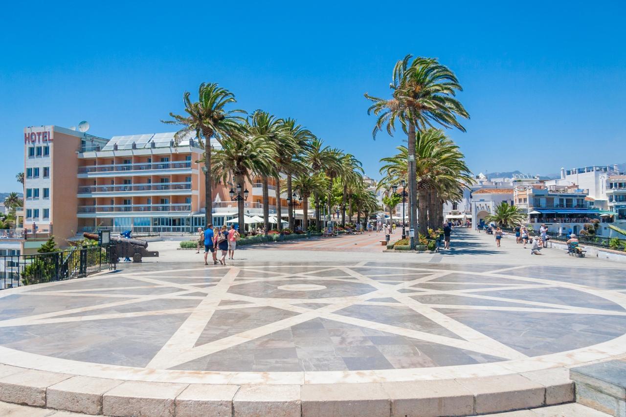 Ferienwohnung Balcon Europa Nerja Exterior foto